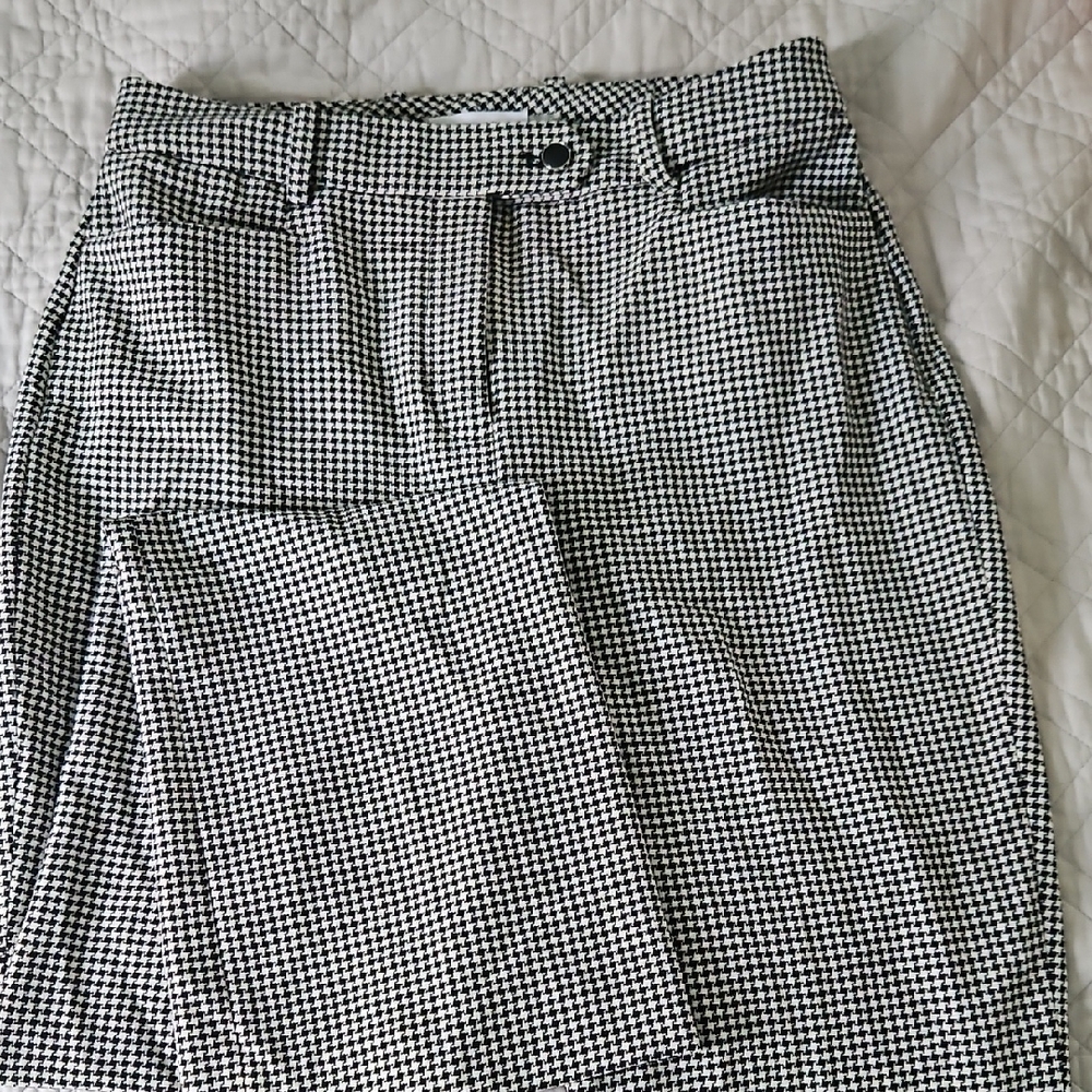 NWOT Calvin Klein Black and White Houndstooth Wide Leg Trousers
